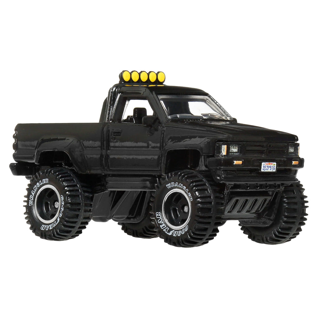 Hot Wheels Premium Car Culture 2-Pack Back to the Future Time Machine & 1987 Toyota Pickup Truck / Camionnette