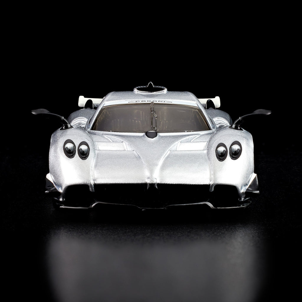Hot Wheels RLC Exclusive ’21 Pagani Huayra R