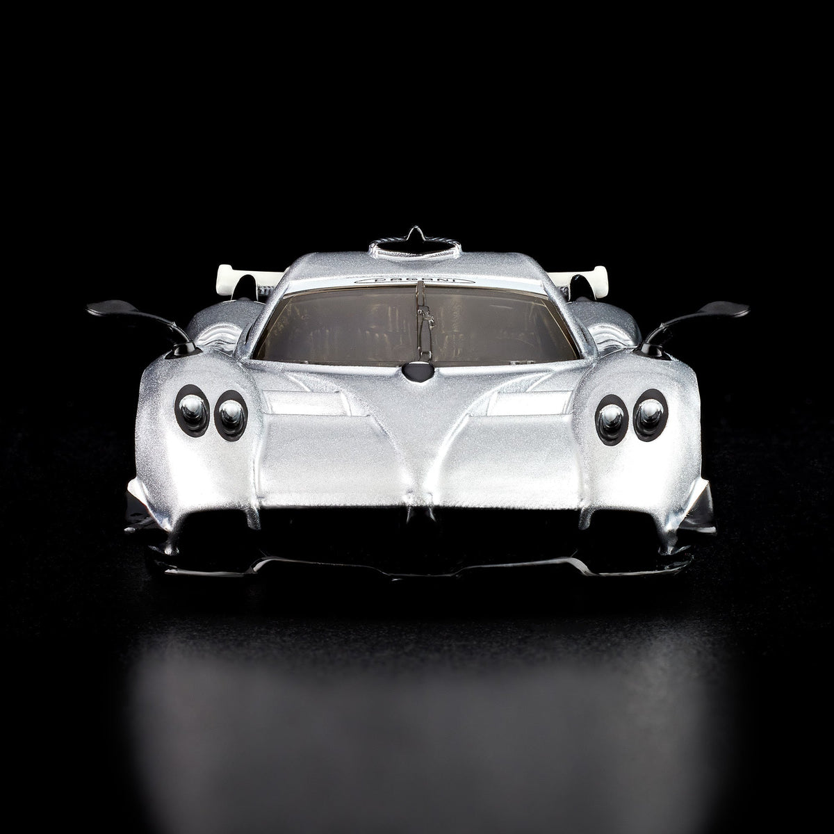 Hot Wheels RLC Exclusive ’21 Pagani Huayra R